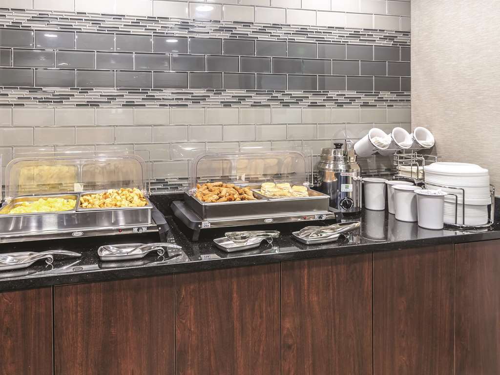 La Quinta By Wyndham Myrtle Beach - N. Kings Hwy Restaurace fotografie